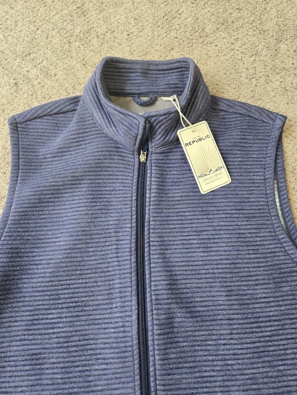 For The Republic Men's Ribbed Sleeveless Zip Vest - Blue Size Large NWT